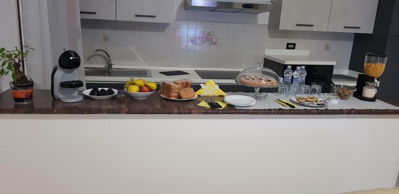 B&B A Casa Di Anto 이볼리 외부 사진